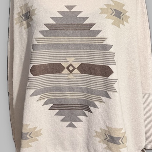 NWT Simply Southern Aztec Turtleneck Cowl Neck Sweater P2P 34” OSFA NWT - Picture 15 of 16